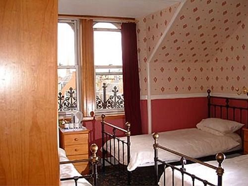 Bed & Breakfast Cedar 3*