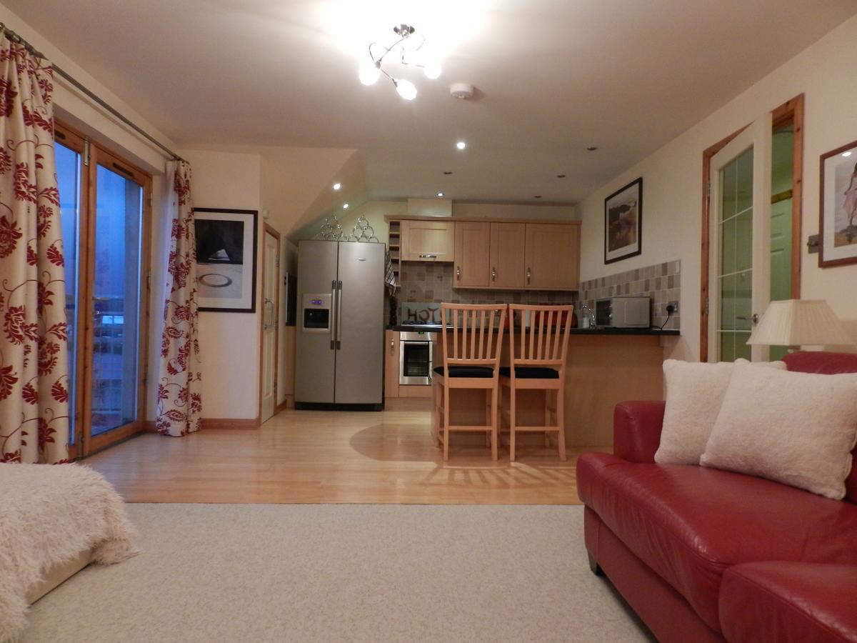 Penthouse Riverview Apartment