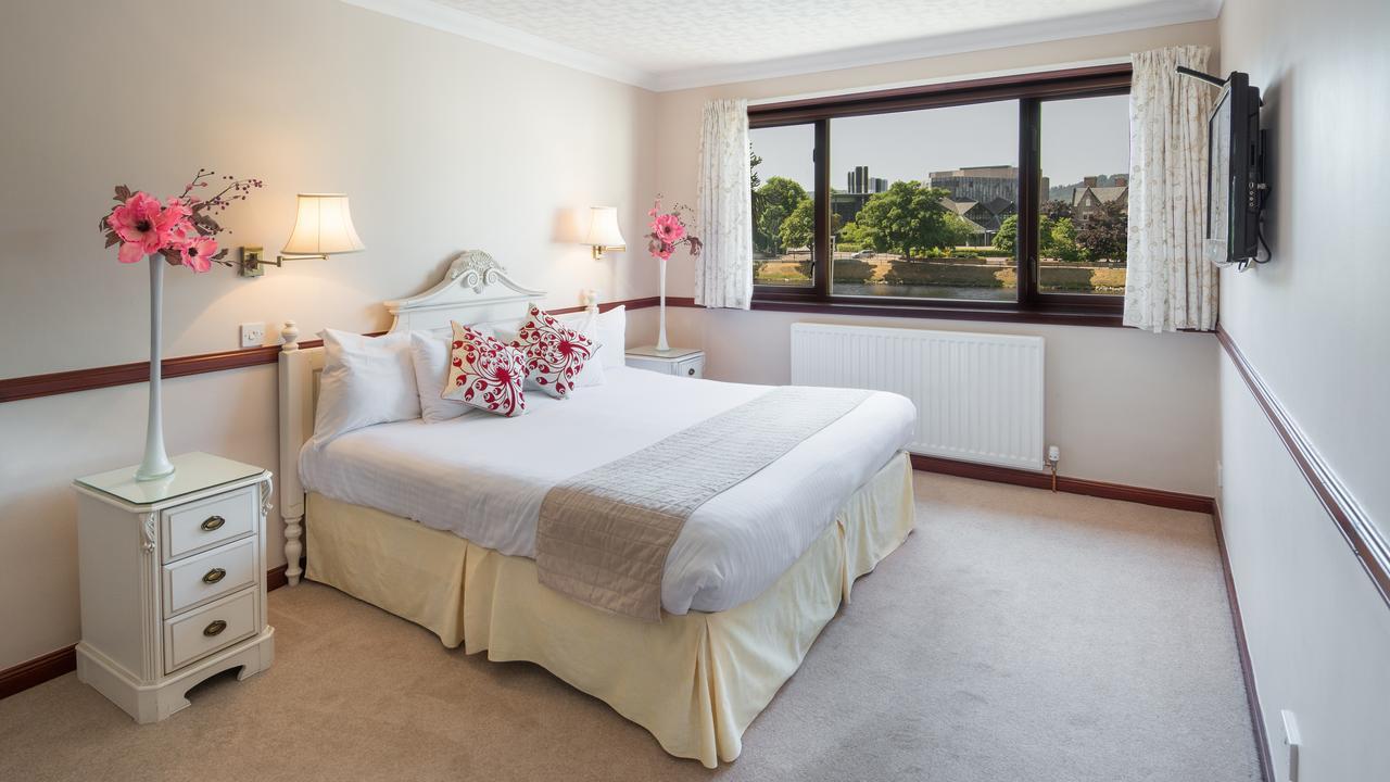 Hotel The Waterside 3*