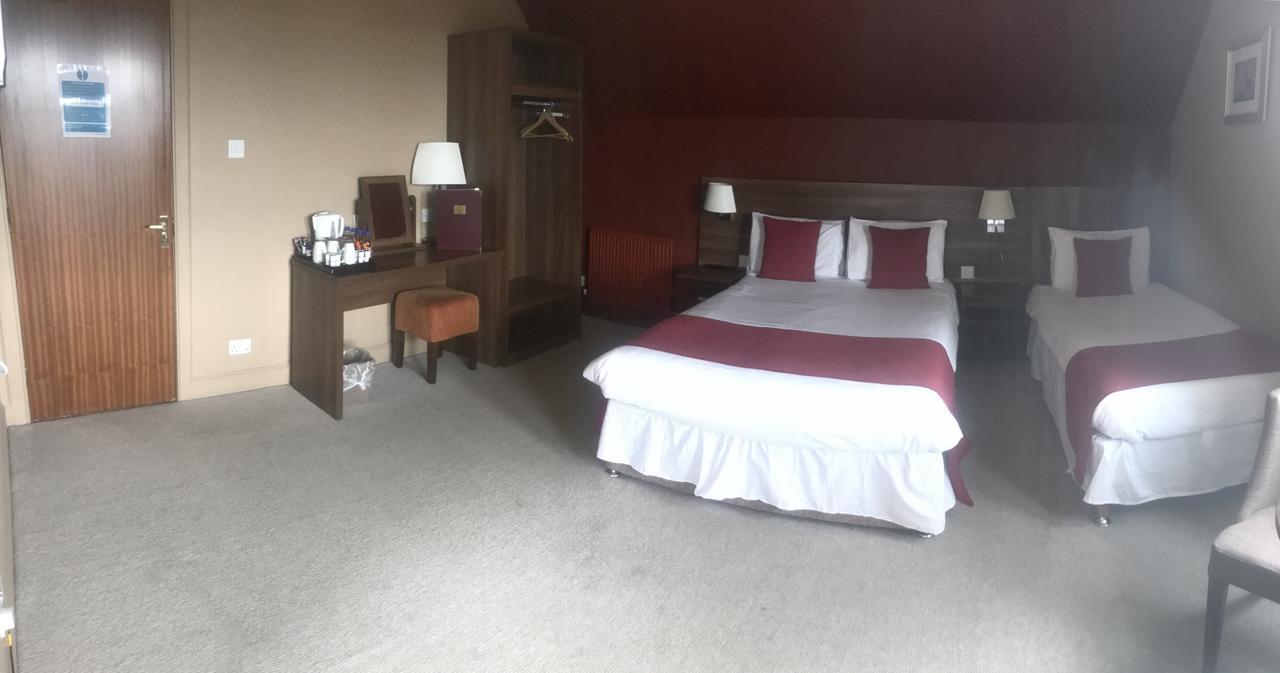Chieftain Hotel