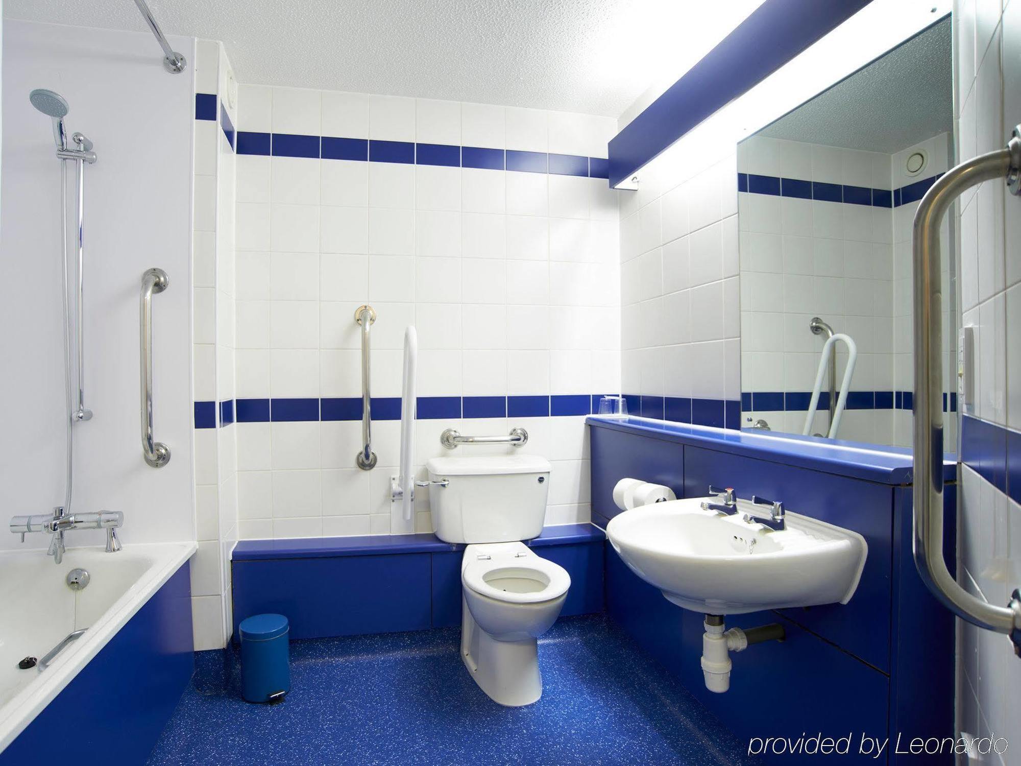 Travelodge Fairways 3* Inverness