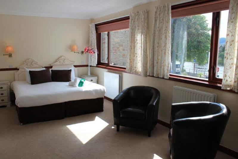The Waterside Hotel