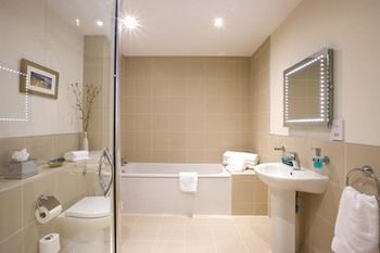 Inverness City Suites * Inverness