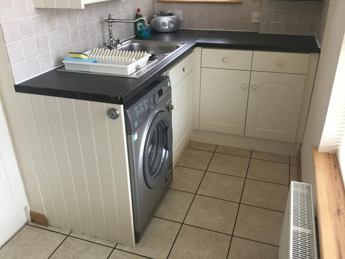 Apartment New 3 Bedroom Free Parking Inverness