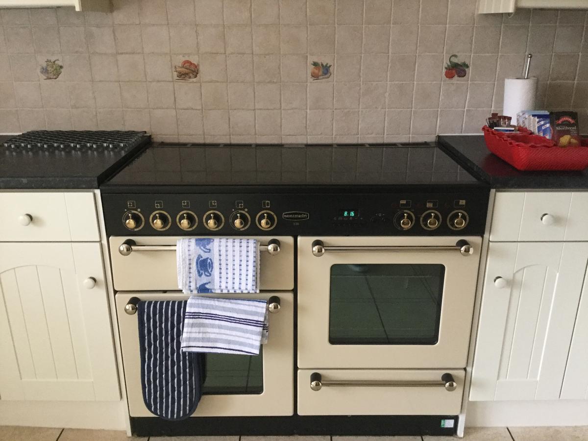 New 3 Bedroom Free Parking Inverness