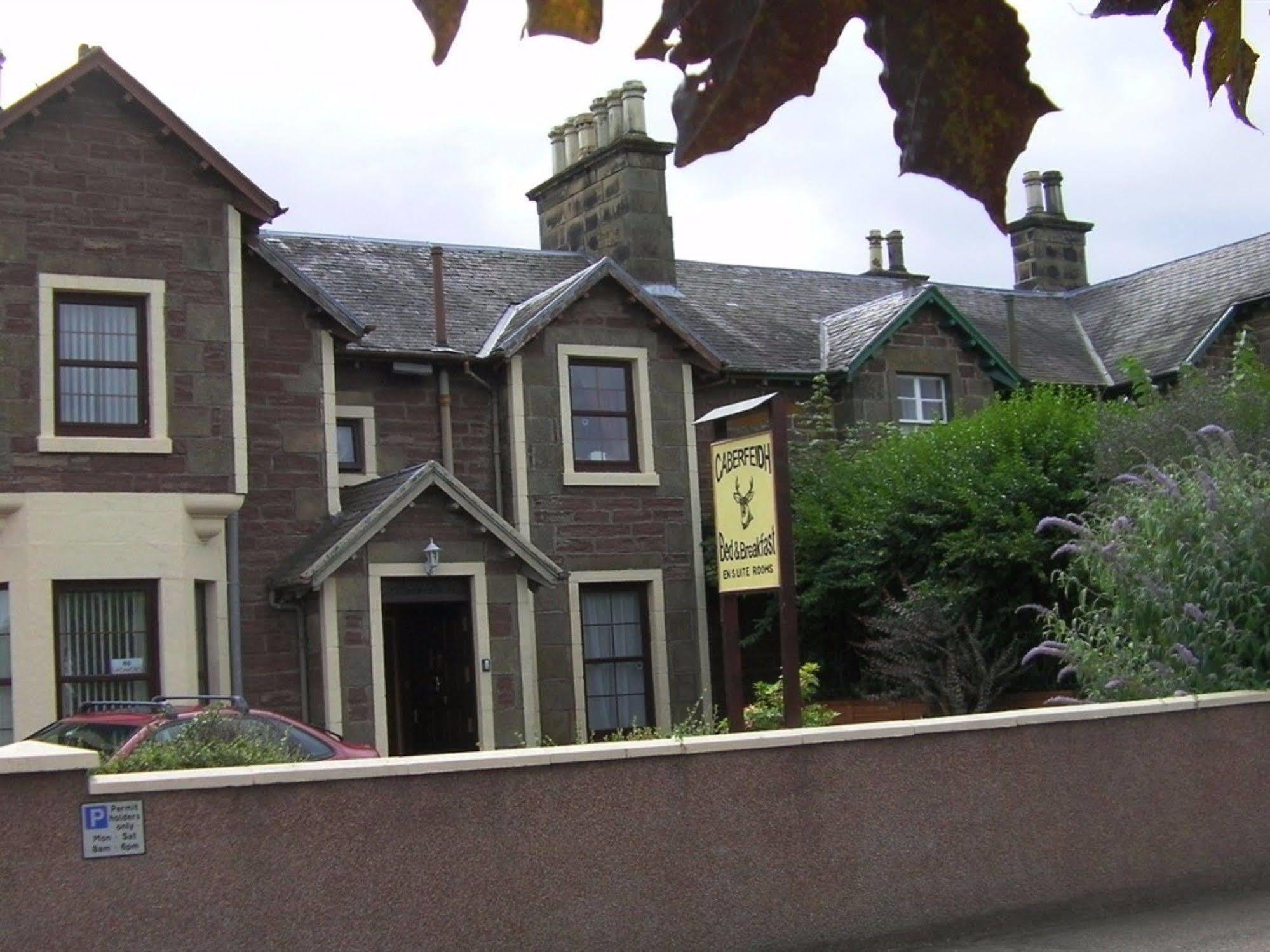 Caberfeidh 3*