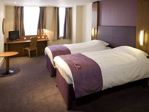 Premier East Hotel 3*