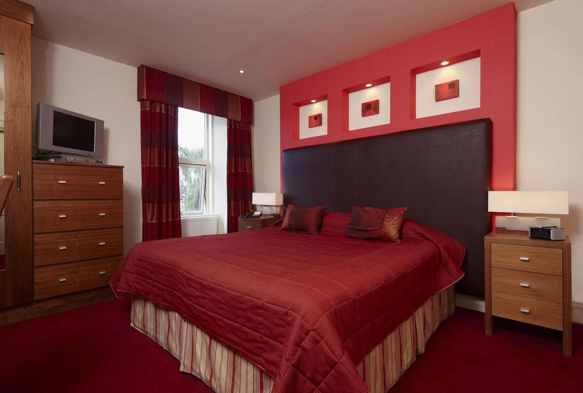 Heathmount 3*