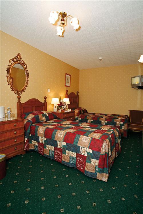 The Steadings, At The Grouse & Trout 3* Inverness