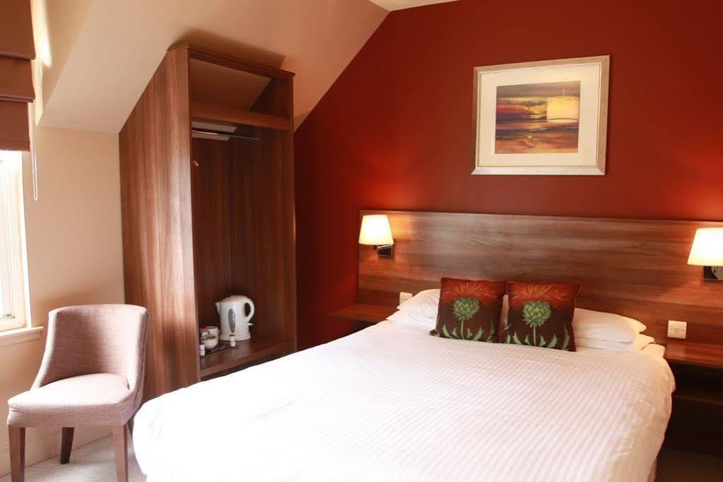Chieftain Hotel