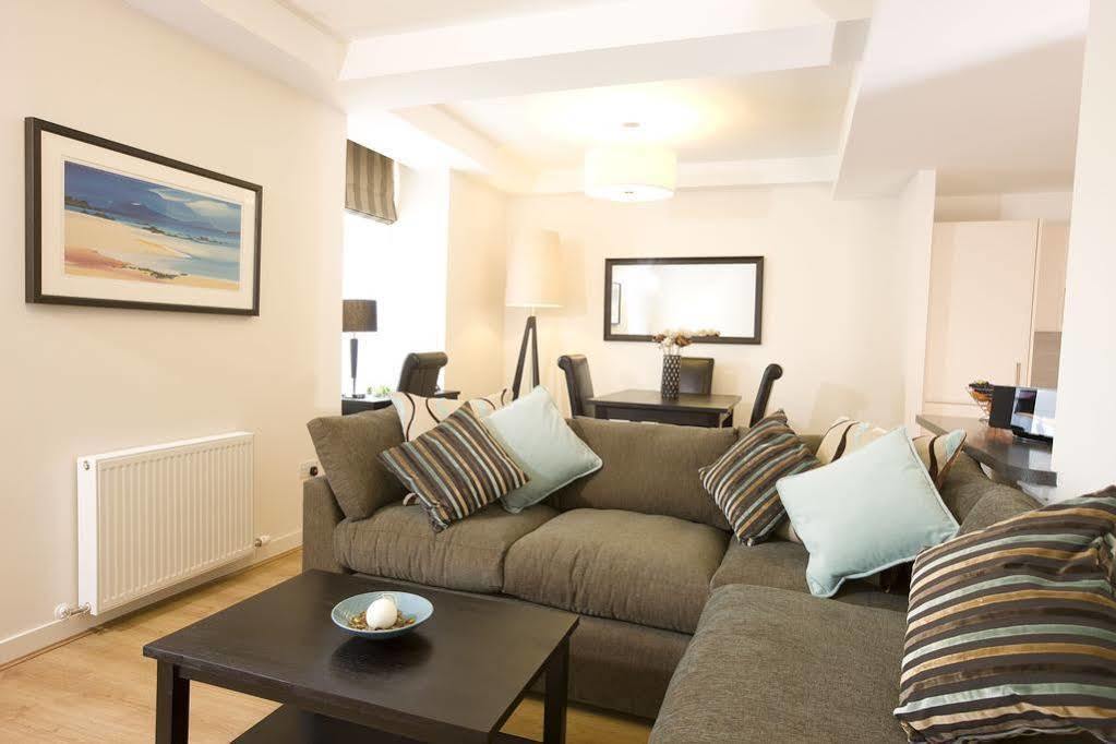 Inverness City Suites Apartment *