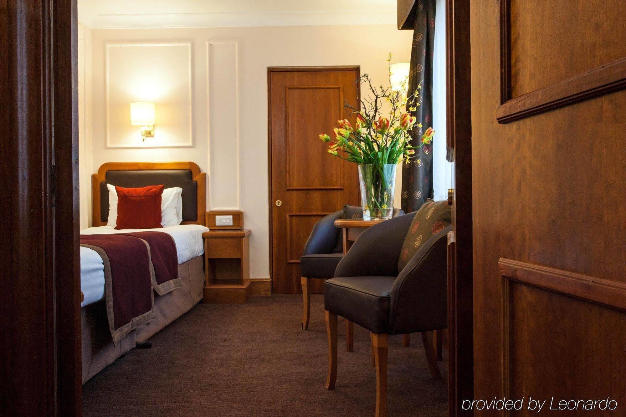 Leonardo Hotel 4*