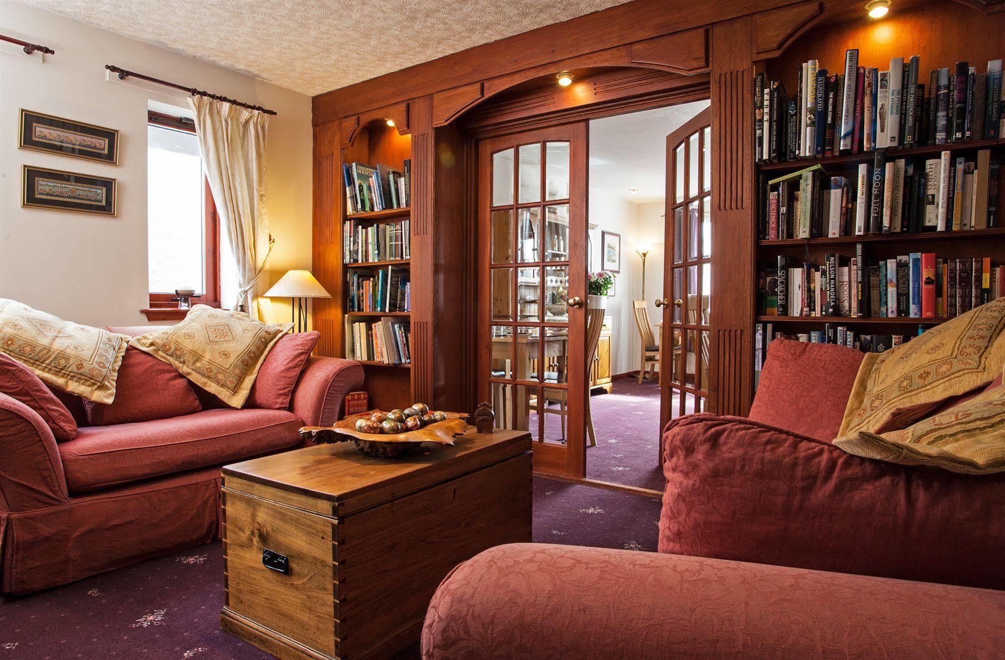 Dunhallin House Bed & Breakfast