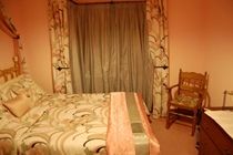 Hotel Acorn House