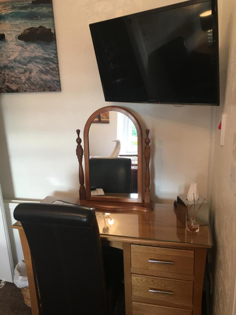 Carisbrooke Guest house 4*