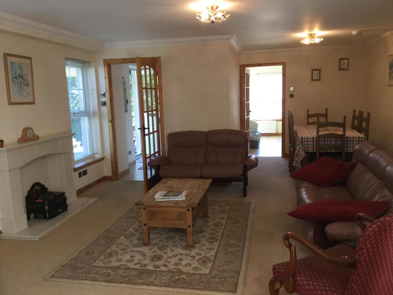 Apartment New 3 Bedroom Free Parking Inverness