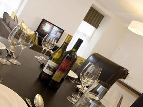 Inverness City Suites *