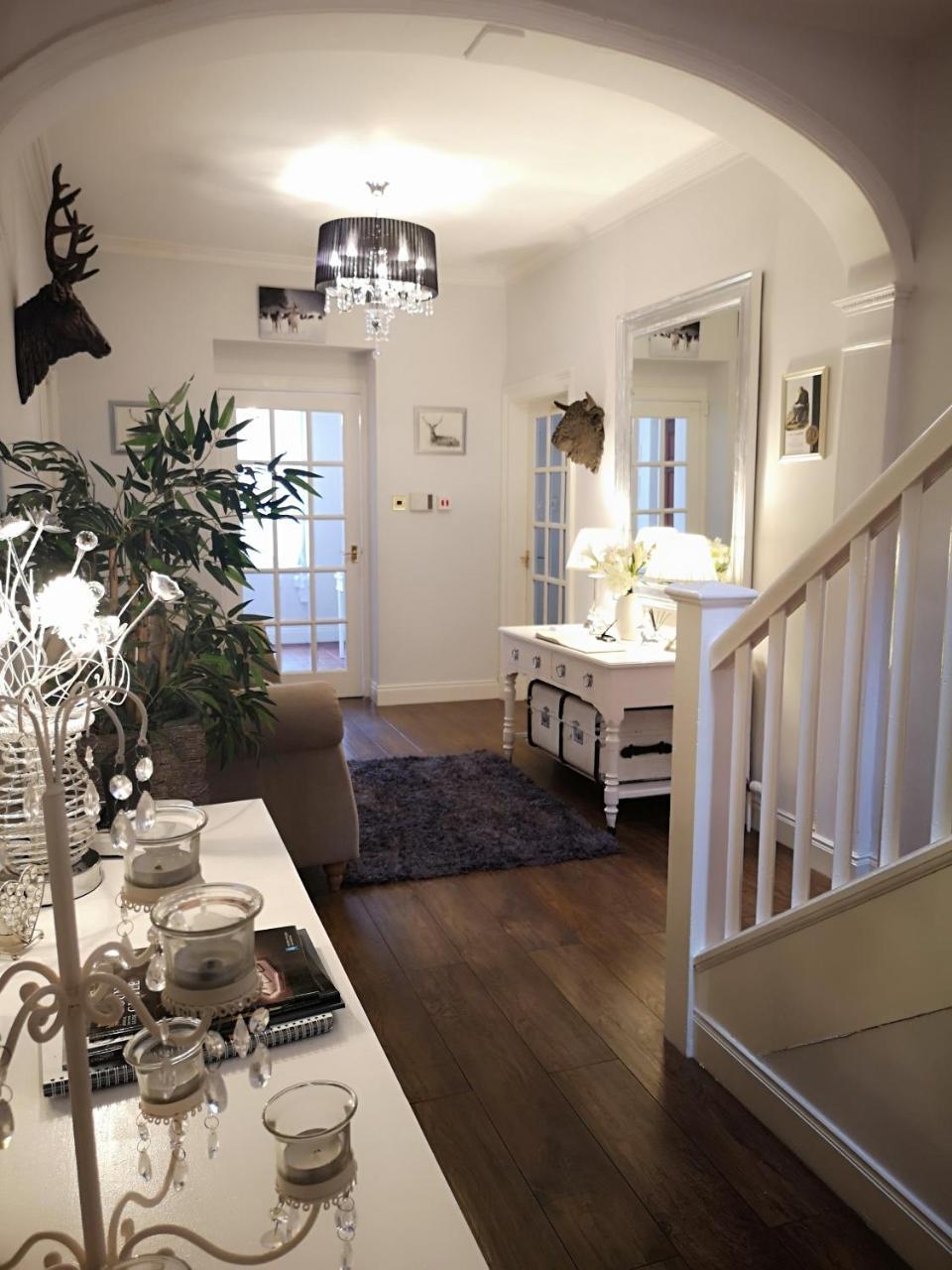 Antfield Farm House Guest house *