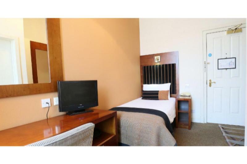 Columba By Compass Hospitality 3*