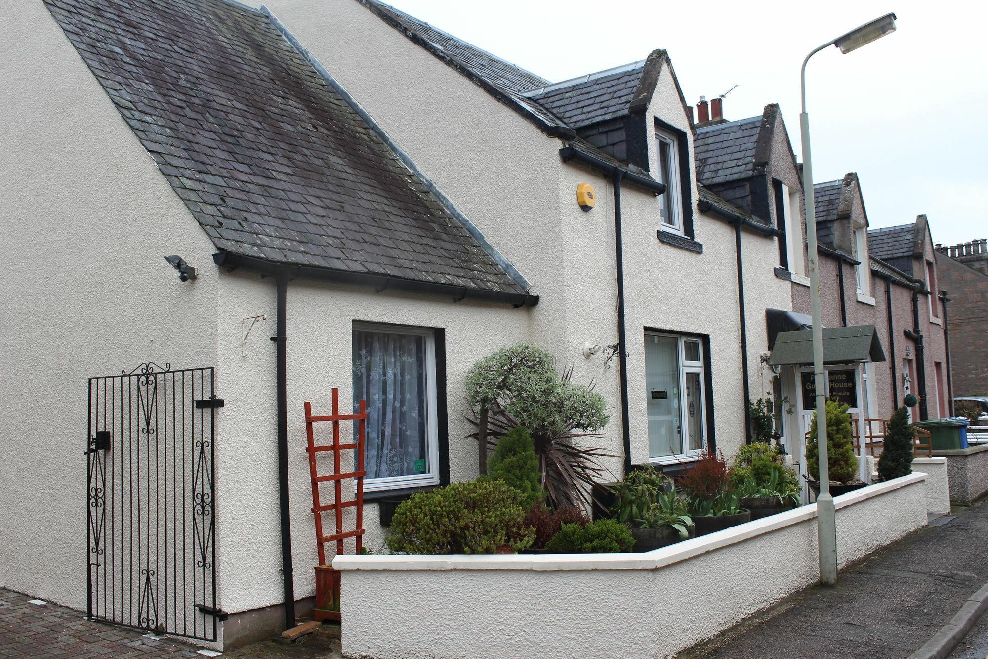 Guest house Pitfaranne 3*