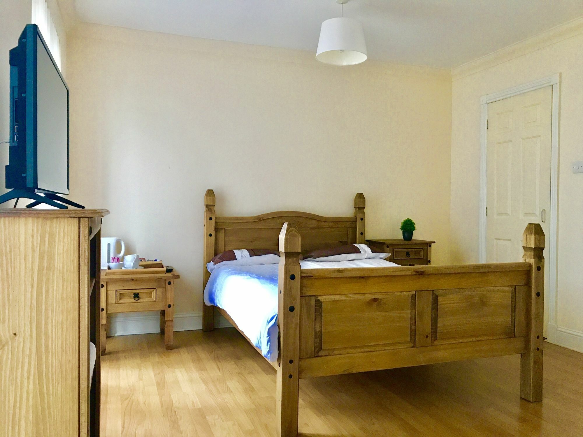 Inverness City Rooms * Inverness
