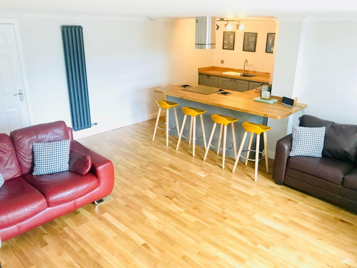 Apartment 42a By The River