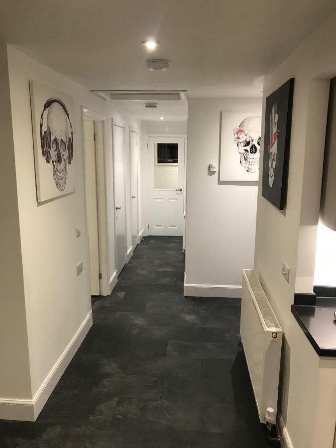 Apartment L&h