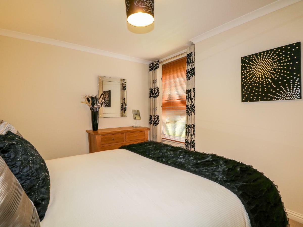 7 Riverside Gardens * Inverness