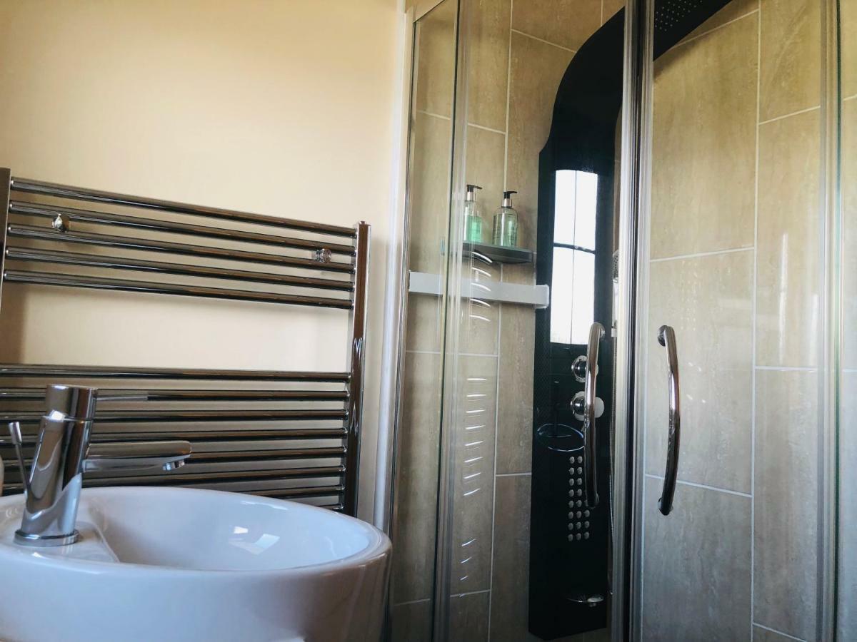 Taigh D'luxe Villa *
