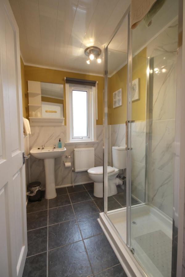 Arrandale Apartment *