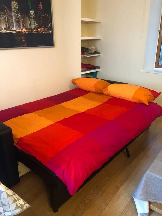 Centre 2 Bed - Baron Taylor Street Apartment Inverness