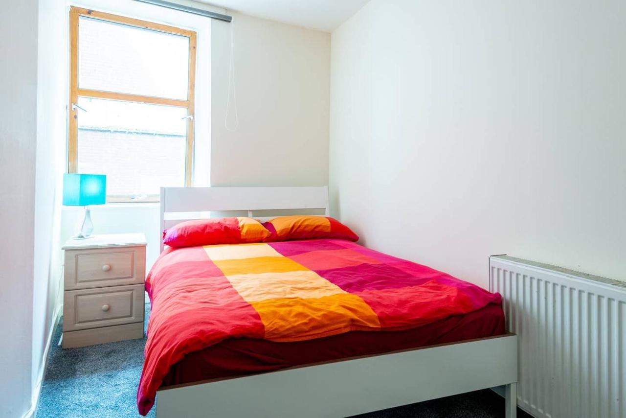 Centre 2 Bed - Baron Taylor Street Apartment *