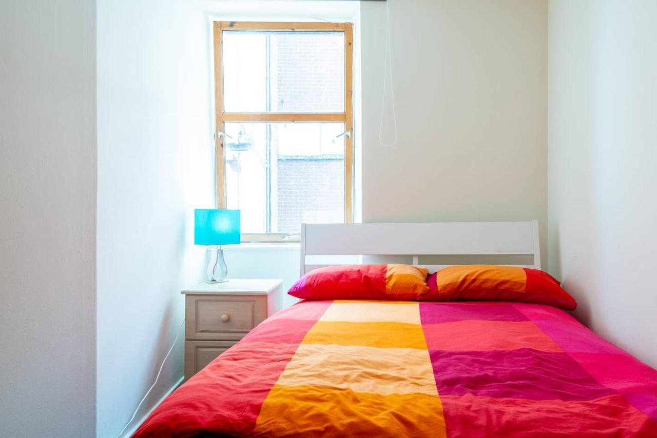 Apartment Centre 2 Bed - Baron Taylor Street
