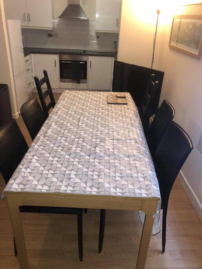 Apartment Centre 2 Bed - Baron Taylor Street