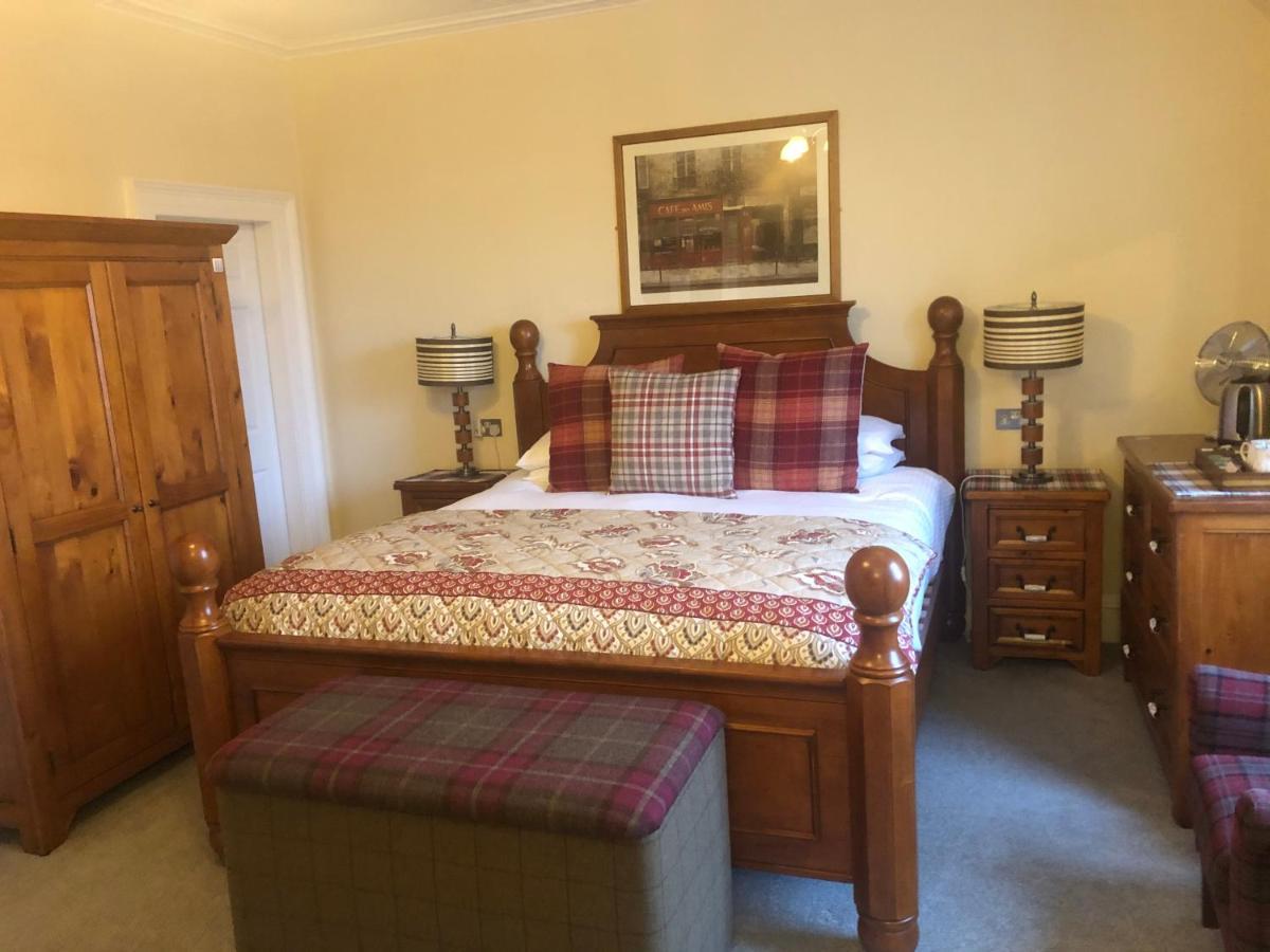 Redcliffe Hotel