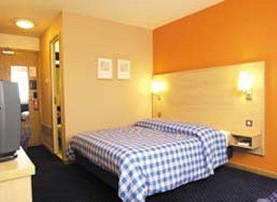 Travelodge Fairways 3*