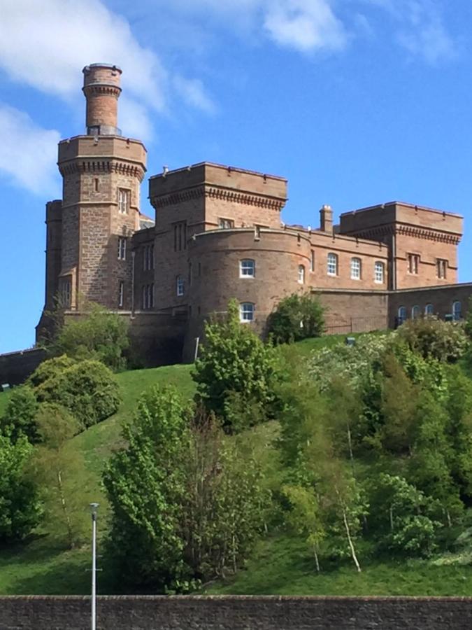 Apartment Inverness City Suites *